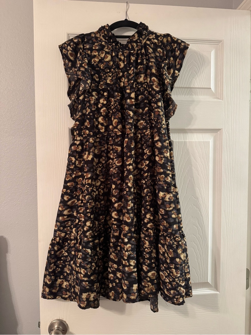 Black Floral Tiered Ruffle-Sleeve Dress